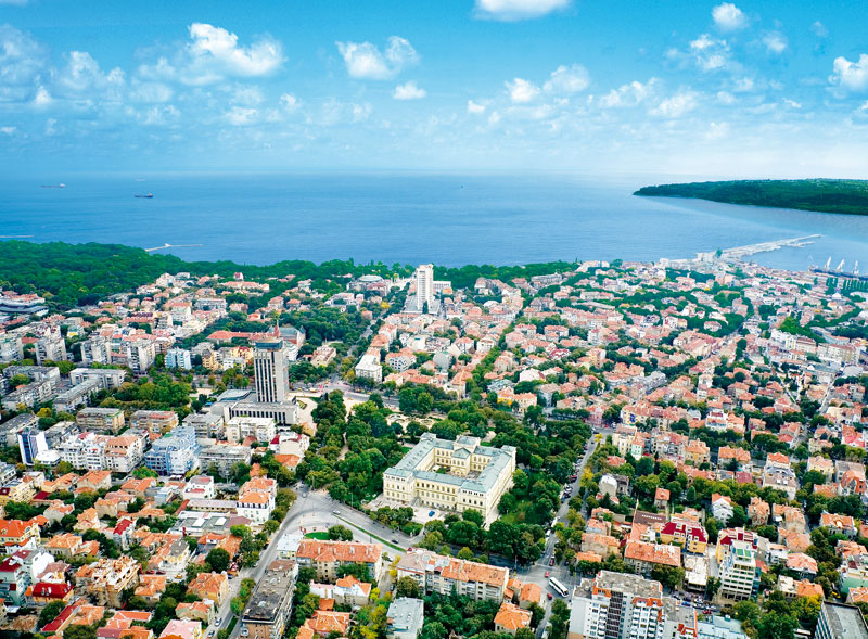 Пазарът на луксозни апартаменти във Варна се активизира